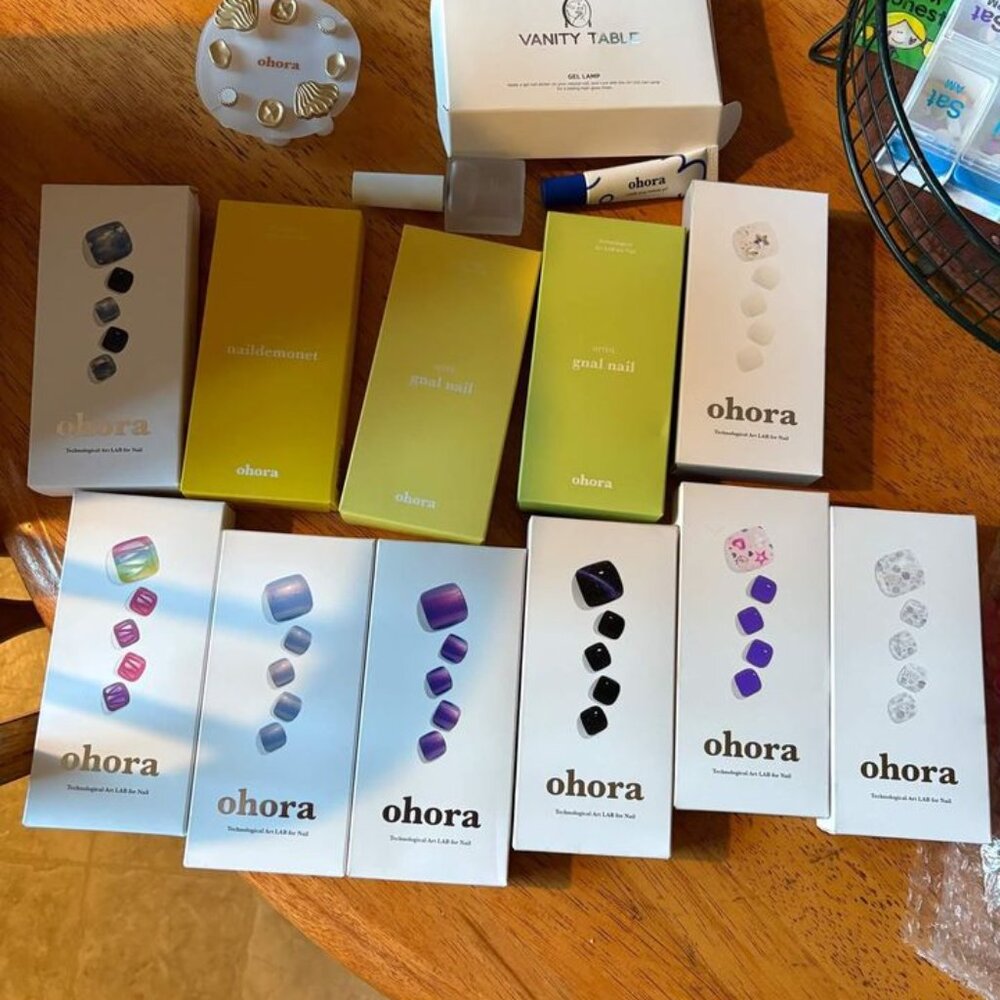 Ohora nail kits Vanity table gel nails